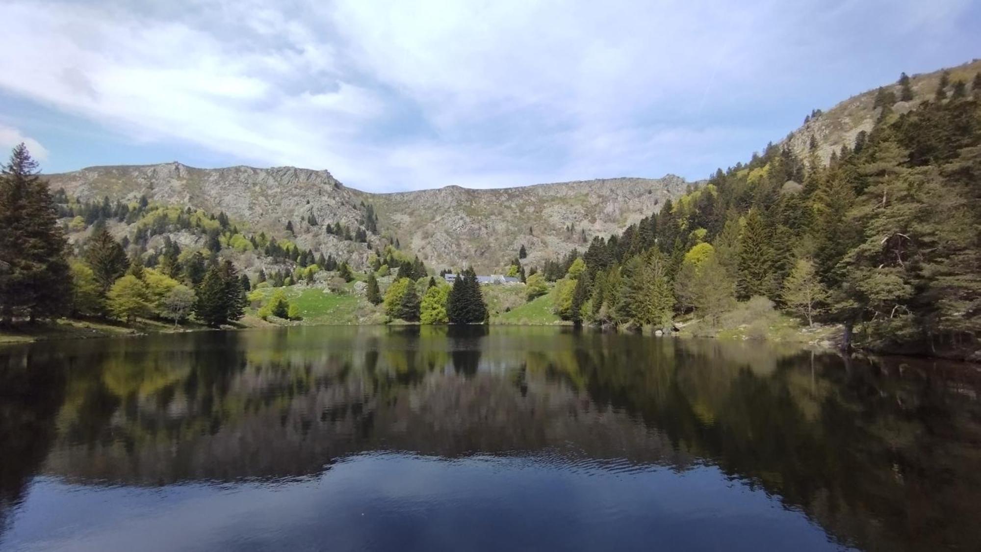 Aux Balcons De La Vallee Soultzeren Bilik gambar